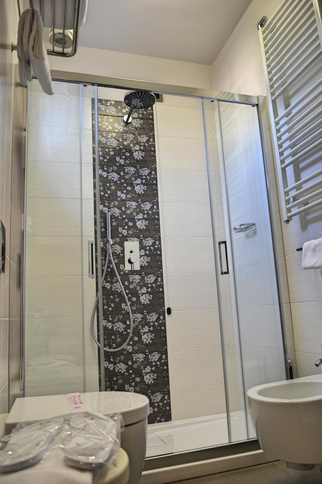 Hotel Tiffany Marina di Massa Room photo
